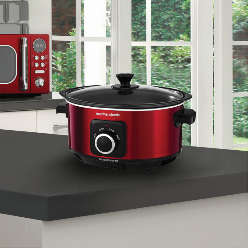 Morphy Richards 460014 Sear & Stew Slow Cooker, 3.5 L, One Pot Solution - Red