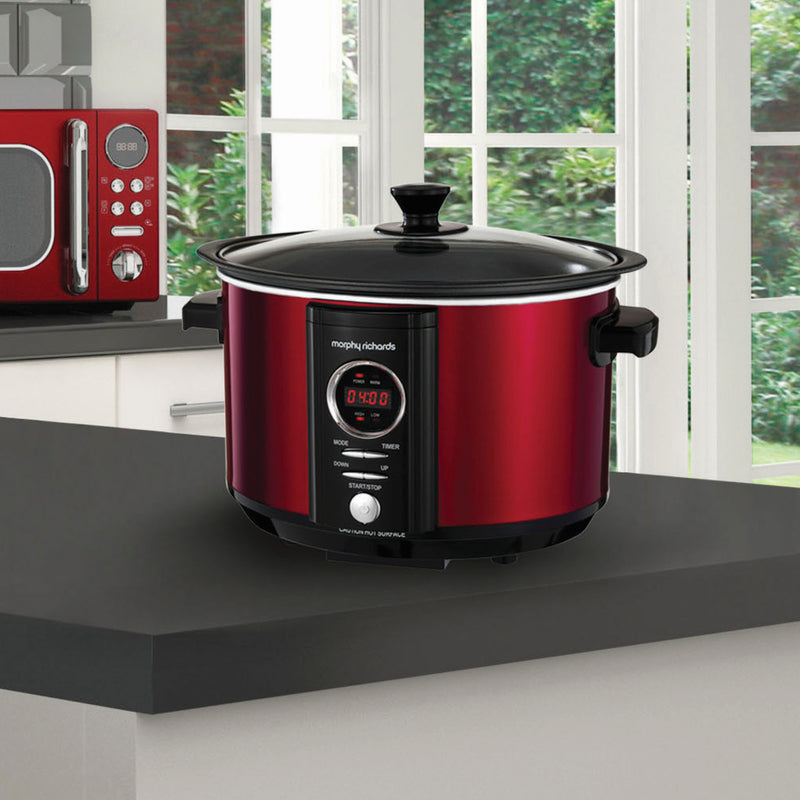 Morphy Richards 460015 Sear & Stew Digital Slow Cooker, 3.5 L Capacity - Red