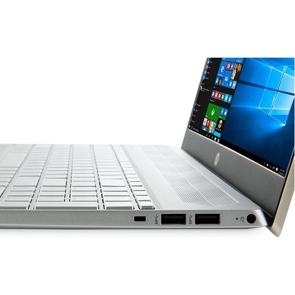 HP Pavilion 15.6" Full HD Laptop Gold AMD Ryzen 3 2300U 4Gb 128Gb SSD Windows 10 (Just Like New)